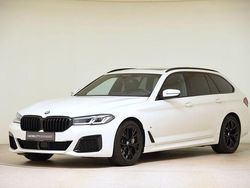 Weiß Gebraucht 2024 BMW 530 M Sport Kombi | 55.680 €
