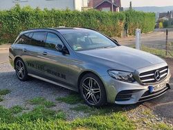 Gebraucht 2020 Mercedes E220 AMG line Kombi | 33.900 €