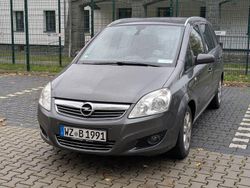 Grau Gebraucht 2009 Opel Zafira Edition Van / Kleinbus | 4.290 € (Fairer Preis)