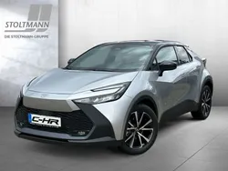Shimmering silver metallic / dach schwarz Gebraucht 2024 Toyota C-HR Team SUV | 30.777 € (Superpreis)
