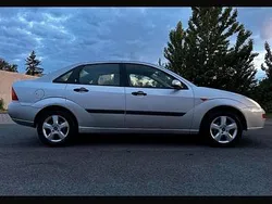 Silber Gebraucht 2001 Ford Focus Limousine | 1.650 € (Fairer Preis)