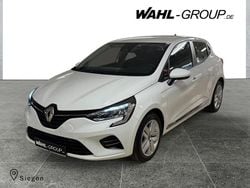 Weiß Gebraucht 2020 Renault Clio V Experience Limousine | 10.990 € (Guter Preis)