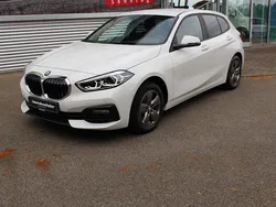 Weiss Gebraucht 2023 BMW 118 Advantage Kleinwagen | 22.780 € (Fairer Preis)