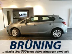 Silber metallic Gebraucht 2013 Opel Astra Excellence Limousine | 11.990 €