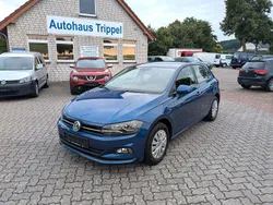 Blau Gebraucht 2018 VW Polo Comfortline Kleinwagen | 12.490 € (Etwas zu teuer)