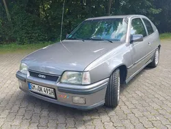 Grau Gebraucht 1991 Opel Kadett Kleinwagen | 16.800 €