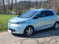 Blau Gebraucht 2014 Renault Zoe Intens Kleinwagen | 4.750 € (Guter Preis)