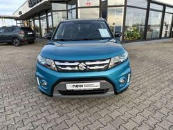 Grün Gebraucht 2016 Suzuki Vitara Comfort+ SUV | 13.990 € (Fairer Preis)