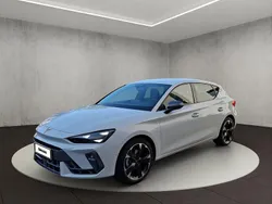 Glacial weiß metallic Gebraucht 2025 Cupra Leon Limousine | 34.480 € (Guter Preis)