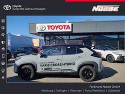 Urban khaki (metallic) Gebraucht 2024 Toyota Yaris Hybrid Edition SUV | 34.990 € (Teuer)