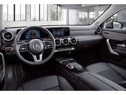 Weiss / polarweiß Gebraucht 2022 Mercedes A180 Progressive Limousine | 26.675 € (Fairer Preis)