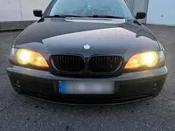 Schwarz Gebraucht 2004 BMW 330 Kombi | 3.000 € (Guter Preis)
