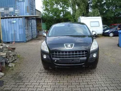 Schwarz Gebraucht 2012 Peugeot 3008 Kombi | 1.950 €