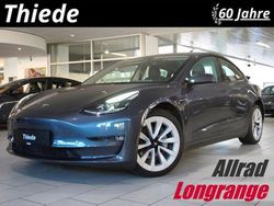 Weiß Gebraucht 2022 Tesla Model 3 Standard Range Limousine | 28.850 € (Fairer Preis)