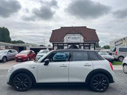 Weiß Gebraucht 2016 Mini Cooper Kleinwagen | 18.250 €