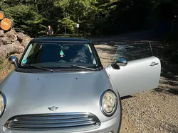 Silber Gebraucht 2007 Mini Cooper Kleinwagen | 1.800 €