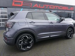 Rauchgrau Neu 2025 VW T-Cross R-line SUV | 32.590 € (Etwas zu teuer)