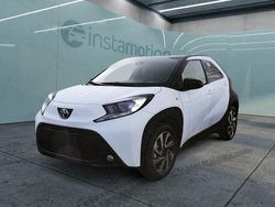 Weiß Gebraucht 2024 Toyota Aygo X-Black Kleinwagen | 17.589 € (Etwas zu teuer)