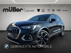 Schwarzmetallic (metallic) Gebraucht 2021 Audi Q3 Ambiente SUV | 32.960 € (Fairer Preis)