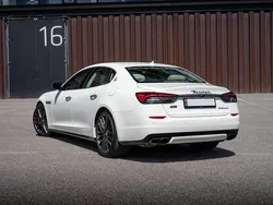 Weiß Gebraucht 2020 Maserati Quattroporte Limousine | 26.500 € (Fairer Preis)