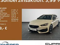 Weiß Gebraucht 2024 Cupra Leon Kombi | 27.880 € (Guter Preis)