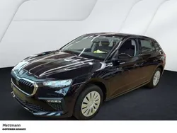 Schwarzmagic perleffekt Gebraucht 2024 Skoda Scala Essence Kleinwagen | 18.950 € (Fairer Preis)