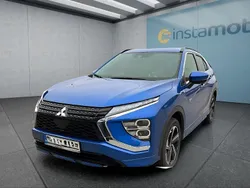 Blau Gebraucht 2022 Mitsubishi Eclipse Cross SUV | 27.649 € (Etwas zu teuer)