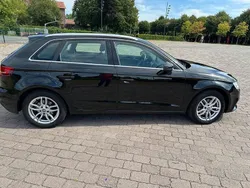 Schwarz Gebraucht 2018 Audi A3 Sportback Design Limousine | 16.200 € (Guter Preis)