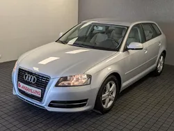 Silber Gebraucht 2012 Audi A3 Attraction Limousine | 12.390 € (Guter Preis)