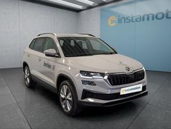 Grau Gebraucht 2024 Skoda Karoq SUV | 34.199 € (Fairer Preis)