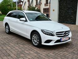 Weiß Gebraucht 2019 Mercedes C180 Limousine | 17.600 € (Guter Preis)