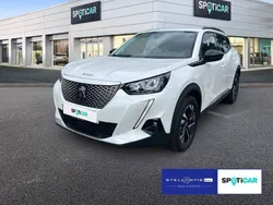 Weiß Gebraucht 2022 Peugeot e-2008 Allure SUV | 19.685 € (Fairer Preis)