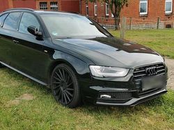 Schwarz Gebraucht 2015 Audi A4 S-Line Kombi | 12.800 € (Fairer Preis)