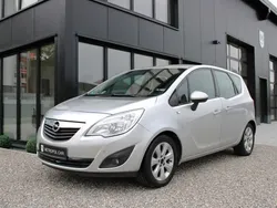 Silber Gebraucht 2010 Opel Meriva Van / Kleinbus | 3.190 € (Guter Preis)