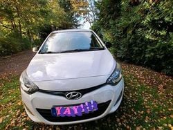 Weiß Gebraucht 2014 Hyundai i20 Kleinwagen | 3.250 € (Guter Preis)