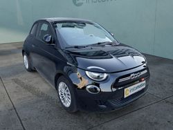 Schwarz Gebraucht 2021 Fiat 500e Action Limousine | 14.990 € (Etwas zu teuer)