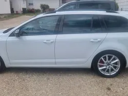 Weiß Gebraucht 2020 Skoda Octavia RS Kombi | 23.600 €