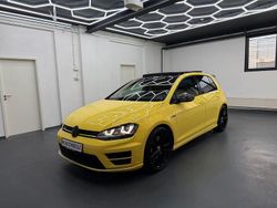Gelb Gebraucht 2015 VW Golf VII R Limousine | 20.990 € (Teuer)