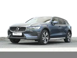 Gebraucht 2022 Volvo V60 CC Kombi | 33.990 € (Superpreis)
