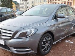Grau Gebraucht 2011 Mercedes 180 Limousine | 11.999 € (Guter Preis)