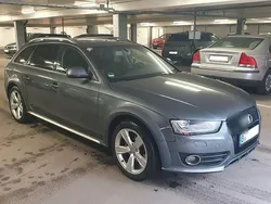 Grau Gebraucht 2016 Audi A4 Allroad Premium Plus Kombi | 14.550 €