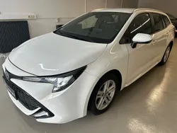 Weiß Gebraucht 2023 Toyota Corolla Business Edition Kombi | 21.390 € (Superpreis)