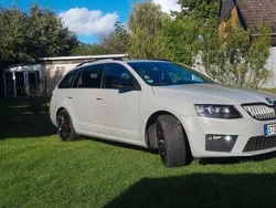 Grau Gebraucht 2016 Skoda Octavia RS Kombi | 18.200 € (Fairer Preis)
