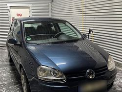 Blau Gebraucht 2005 VW Golf V | 1.500 € (Guter Preis)