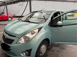 Grün Gebraucht 2011 Chevrolet Spark Kleinwagen | 2.700 € (Fairer Preis)