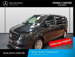 Grau Gebraucht 2024 Mercedes V220 Style Van / Kleinbus | 56.900 € (Teuer)