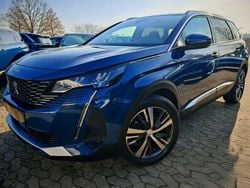Blau Gebraucht 2021 Peugeot 5008 Allure SUV | 16.898 € (Superpreis)