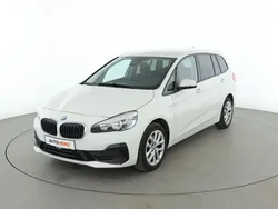 Weiß Gebraucht 2019 BMW 218 Gran Tourer Advantage Van / Kleinbus | 18.010 € (Etwas zu teuer)