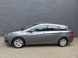 Grau Gebraucht 2015 Hyundai i40 Classic Kombi | 10.500 € (Fairer Preis)