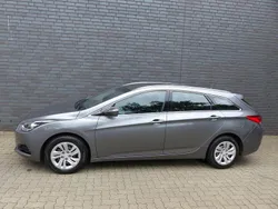 Grau Gebraucht 2015 Hyundai i40 Classic Kombi | 10.500 € (Fairer Preis)